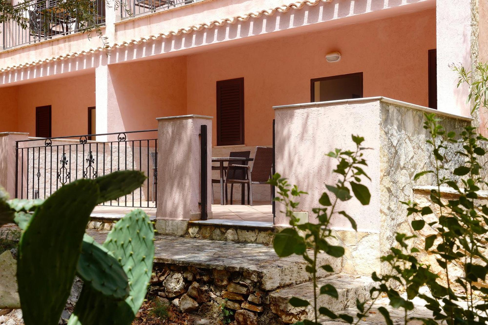 Cala Dell'Arena Acomodação com café da manhã Macari Exterior foto